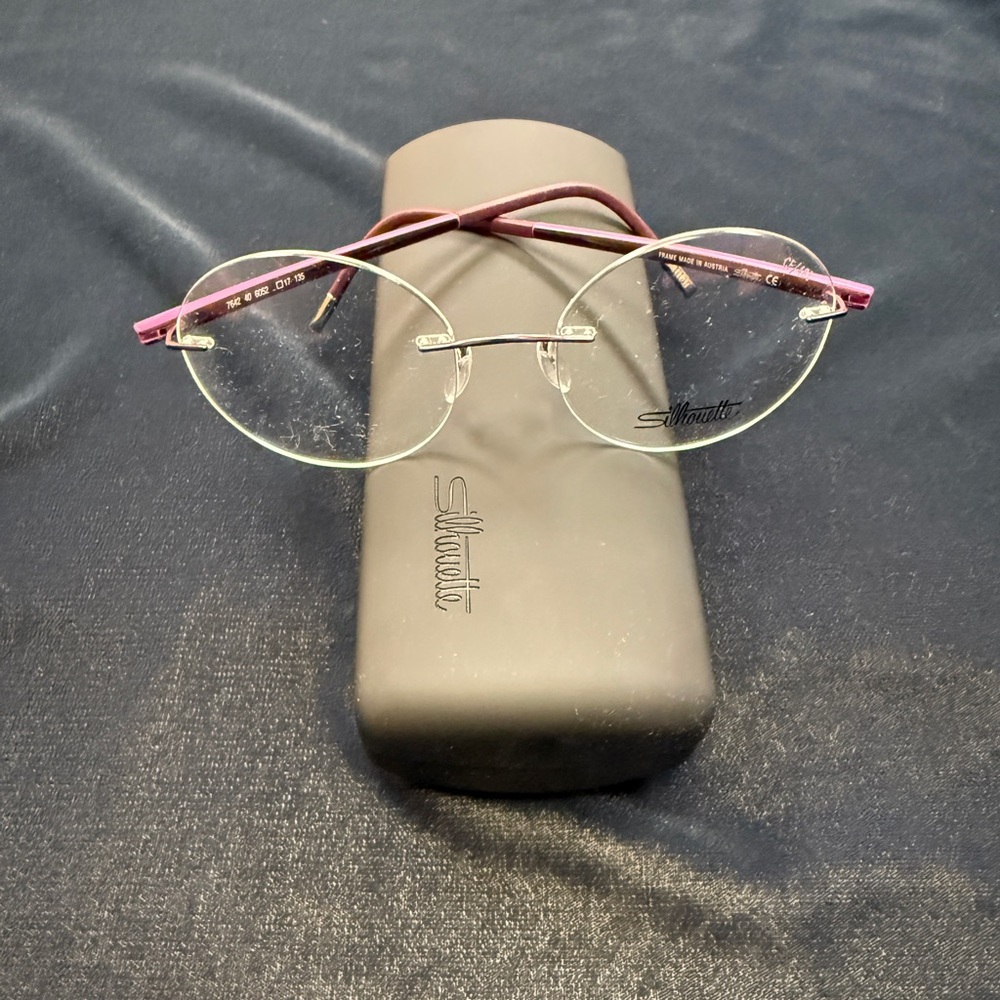 Silhouette Eyeglass Frame 7642 Zenlight Color 6052 17 Bridge Demo Lens Shape CF
